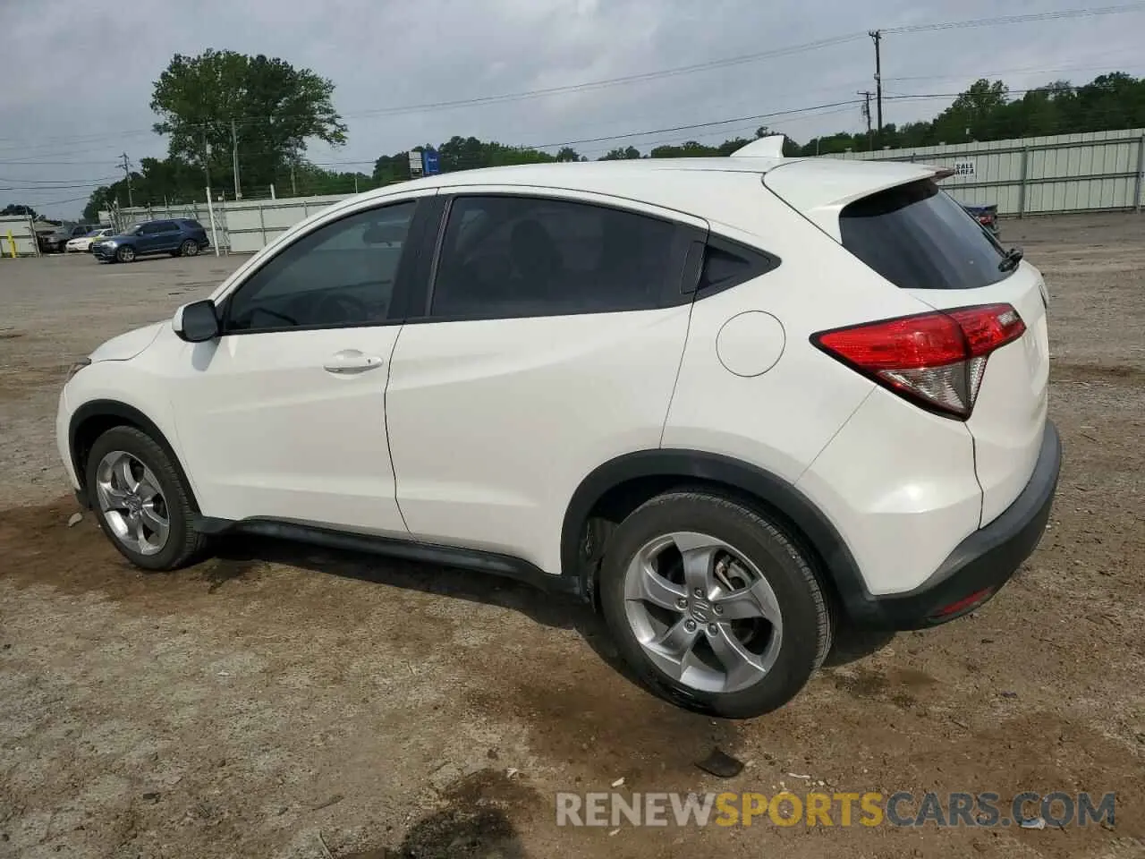 2 Photograph of a damaged car 3CZRU5H32LM705157 HONDA HR-V 2020