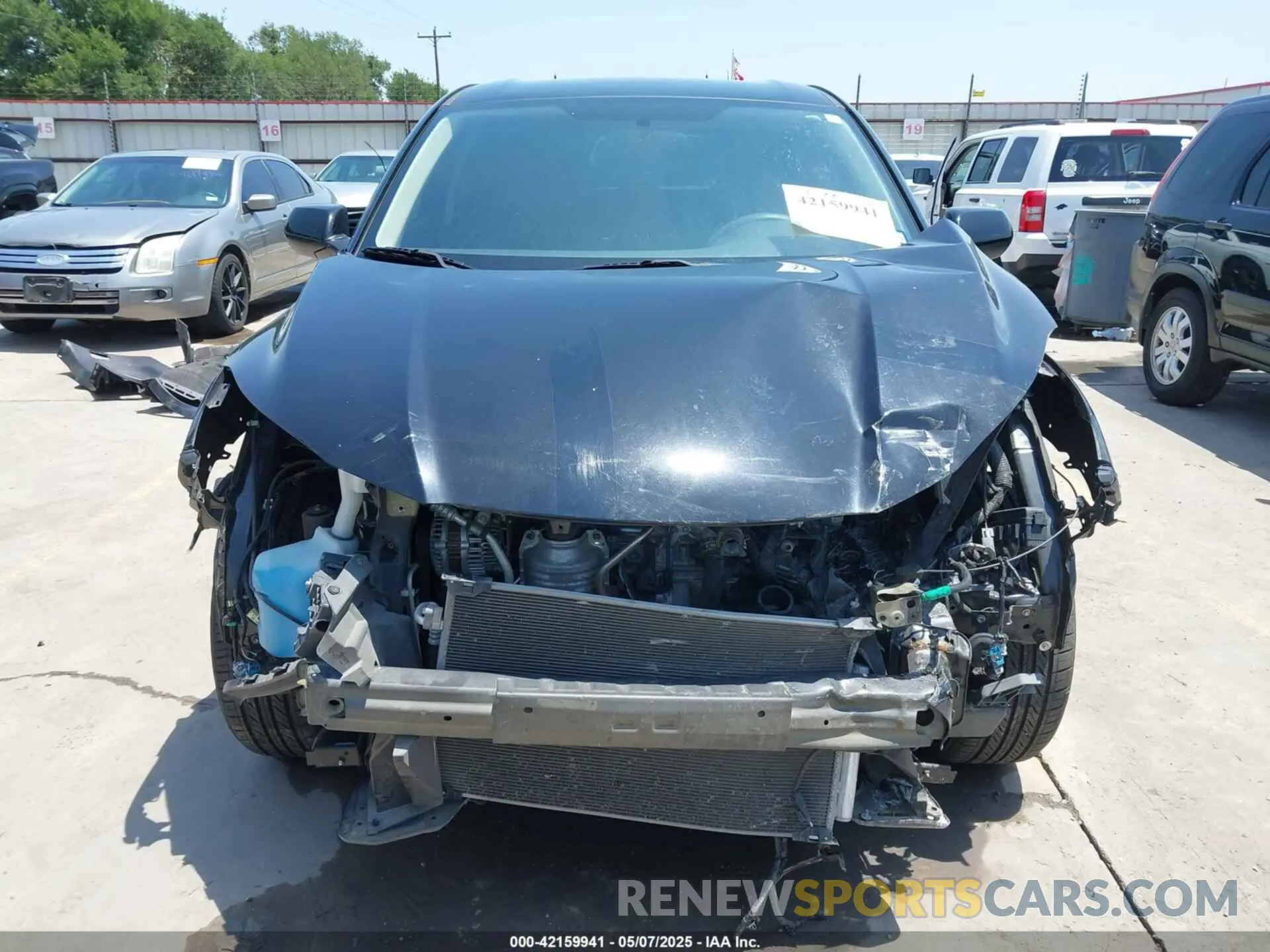 13 Photograph of a damaged car 3CZRU5H33LM705295 HONDA HR-V 2020