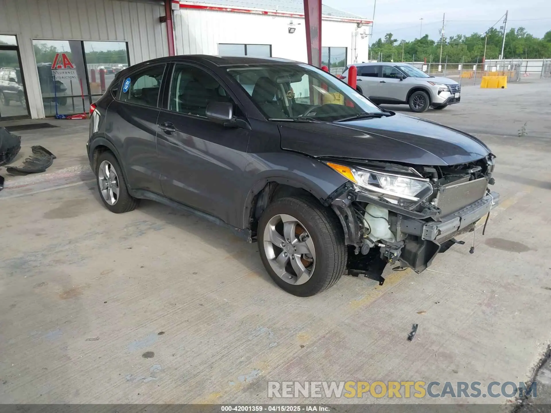 1 Photograph of a damaged car 3CZRU5H35LM708117 HONDA HR-V 2020