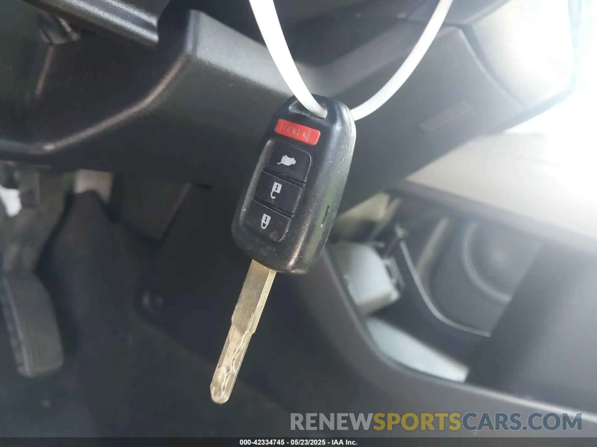 11 Photograph of a damaged car 3CZRU5H37LM703999 HONDA HR-V 2020
