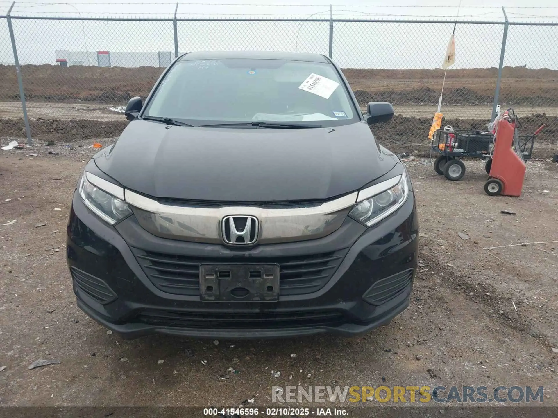 12 Photograph of a damaged car 3CZRU5H39LM707343 HONDA HR-V 2020