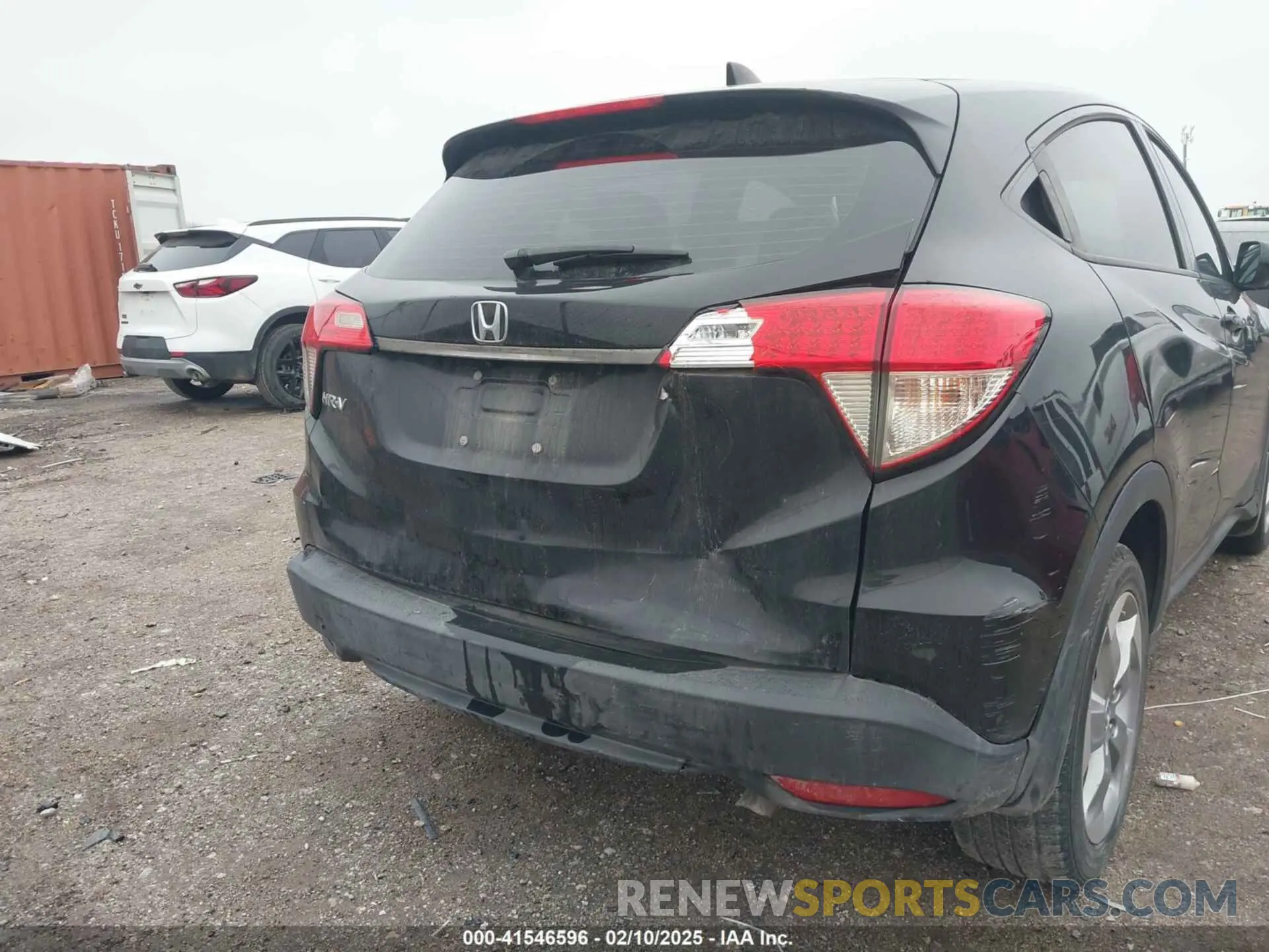 6 Photograph of a damaged car 3CZRU5H39LM707343 HONDA HR-V 2020