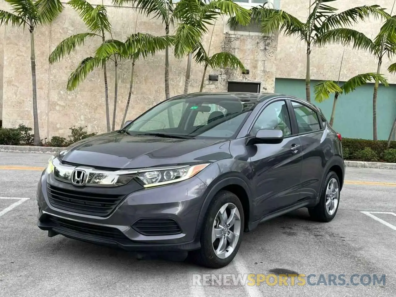 2 Photograph of a damaged car 3CZRU5H3XLM715337 HONDA HR-V 2020