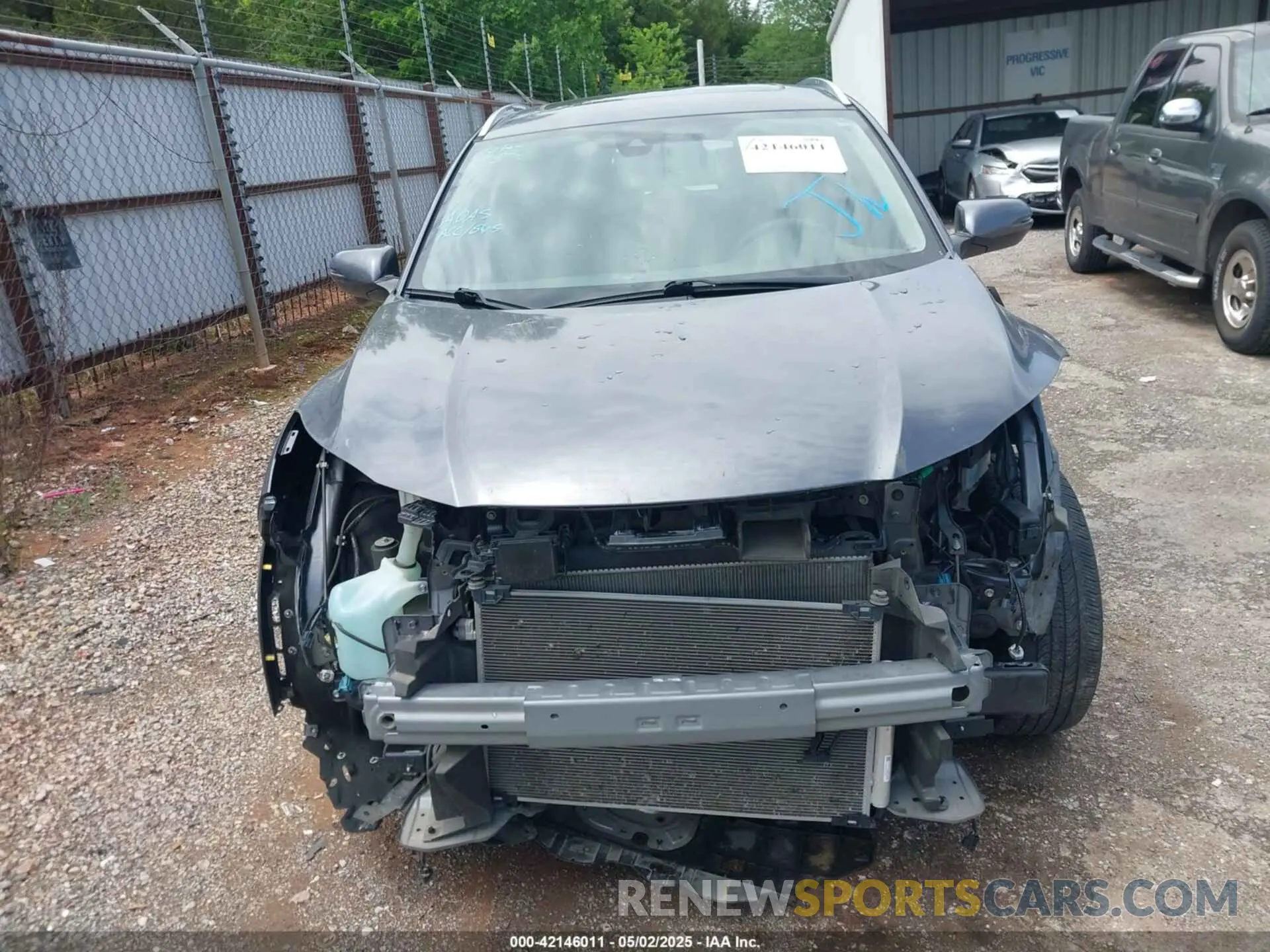 13 Photograph of a damaged car 3CZRU5H51LM703255 HONDA HR-V 2020