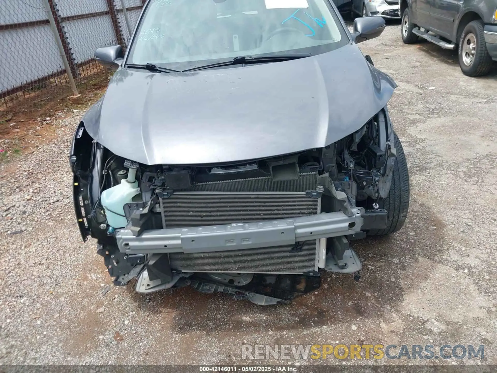 6 Photograph of a damaged car 3CZRU5H51LM703255 HONDA HR-V 2020