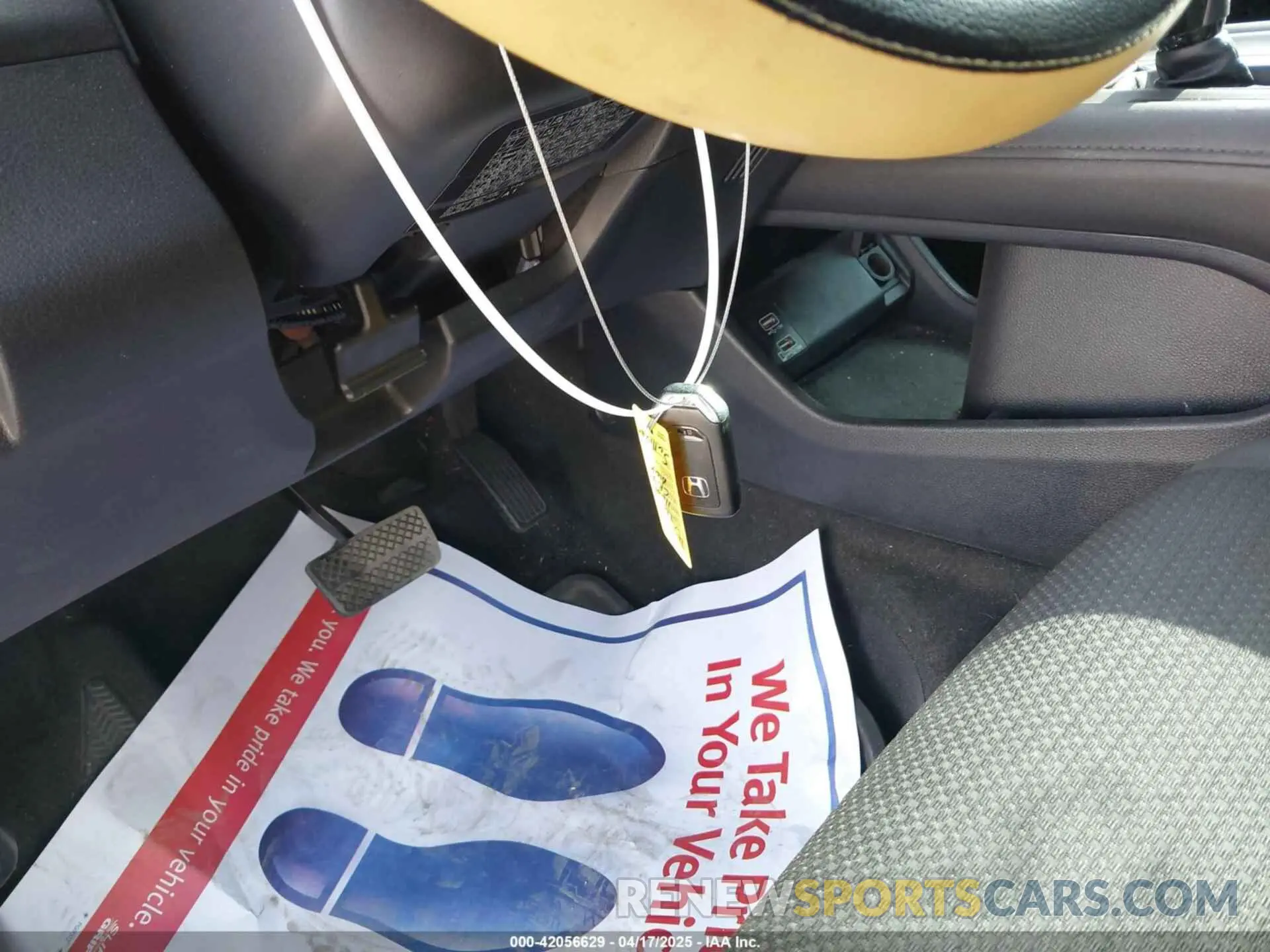 11 Photograph of a damaged car 3CZRU5H52LM712370 HONDA HR-V 2020