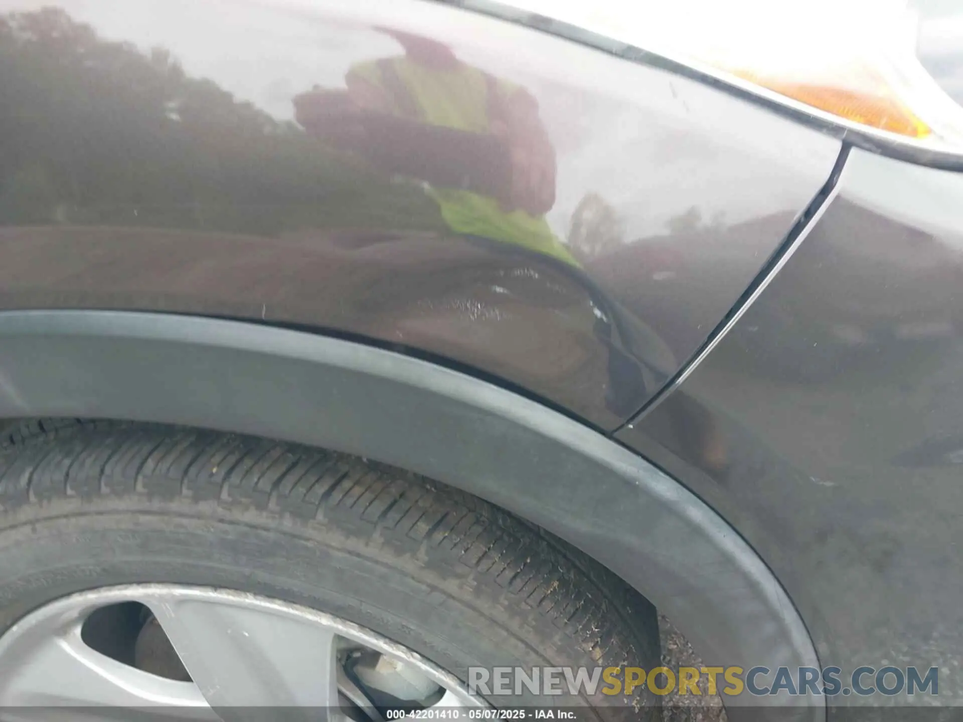 18 Photograph of a damaged car 3CZRU5H56LM718365 HONDA HR-V 2020