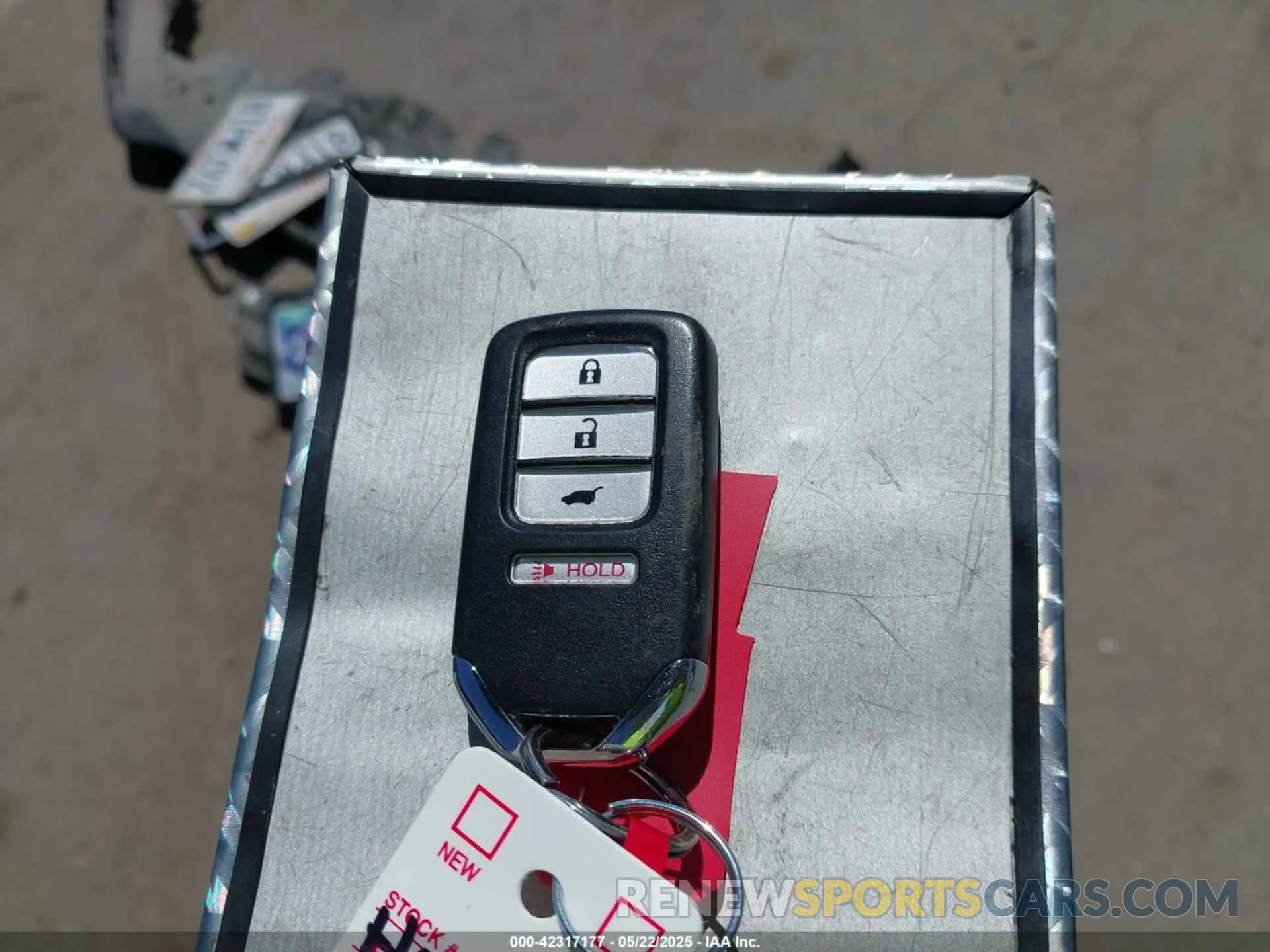 11 Photograph of a damaged car 3CZRU5H57LM718200 HONDA HR-V 2020