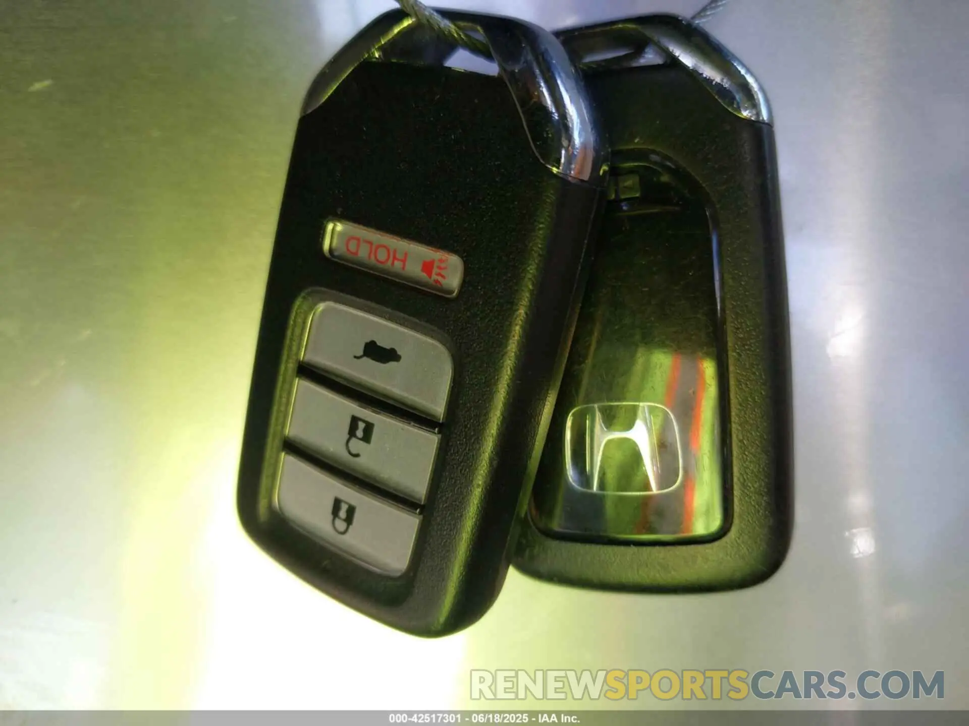 11 Photograph of a damaged car 3CZRU5H58LM709246 HONDA HR-V 2020