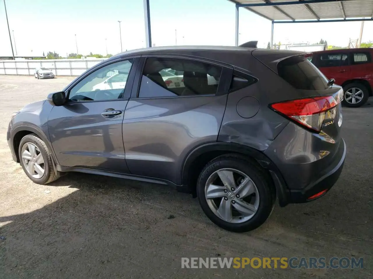 2 Photograph of a damaged car 3CZRU5H5XLM706476 HONDA HR-V 2020