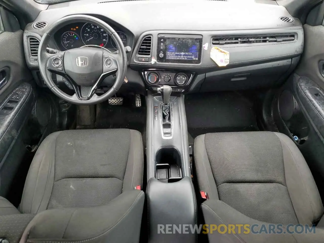 8 Photograph of a damaged car 3CZRU6H11LM729065 HONDA HR-V 2020