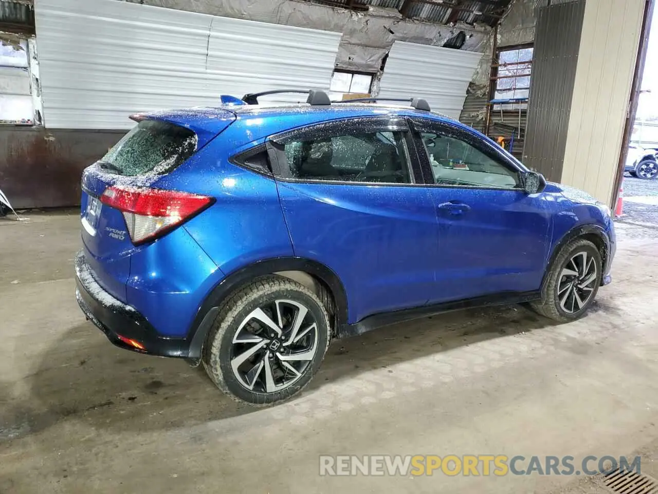3 Photograph of a damaged car 3CZRU6H15LM724001 HONDA HR-V 2020