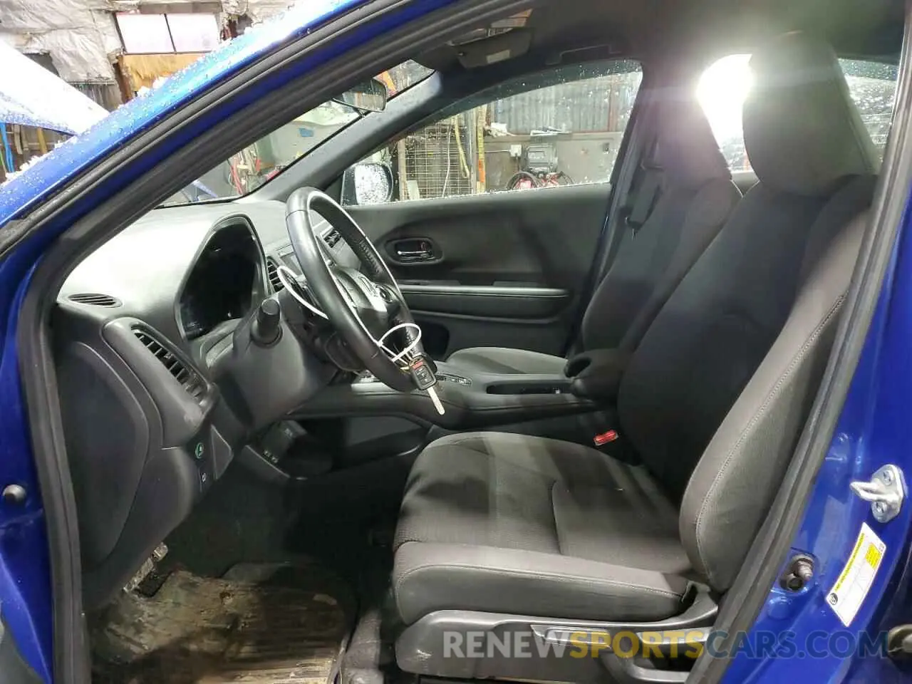 7 Photograph of a damaged car 3CZRU6H15LM724001 HONDA HR-V 2020