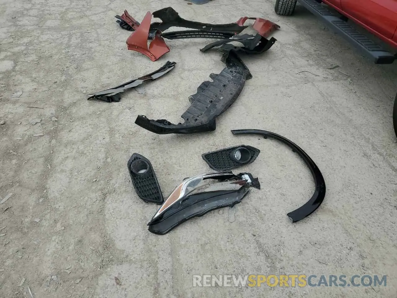15 Photograph of a damaged car 3CZRU6H16LG701549 HONDA HR-V 2020
