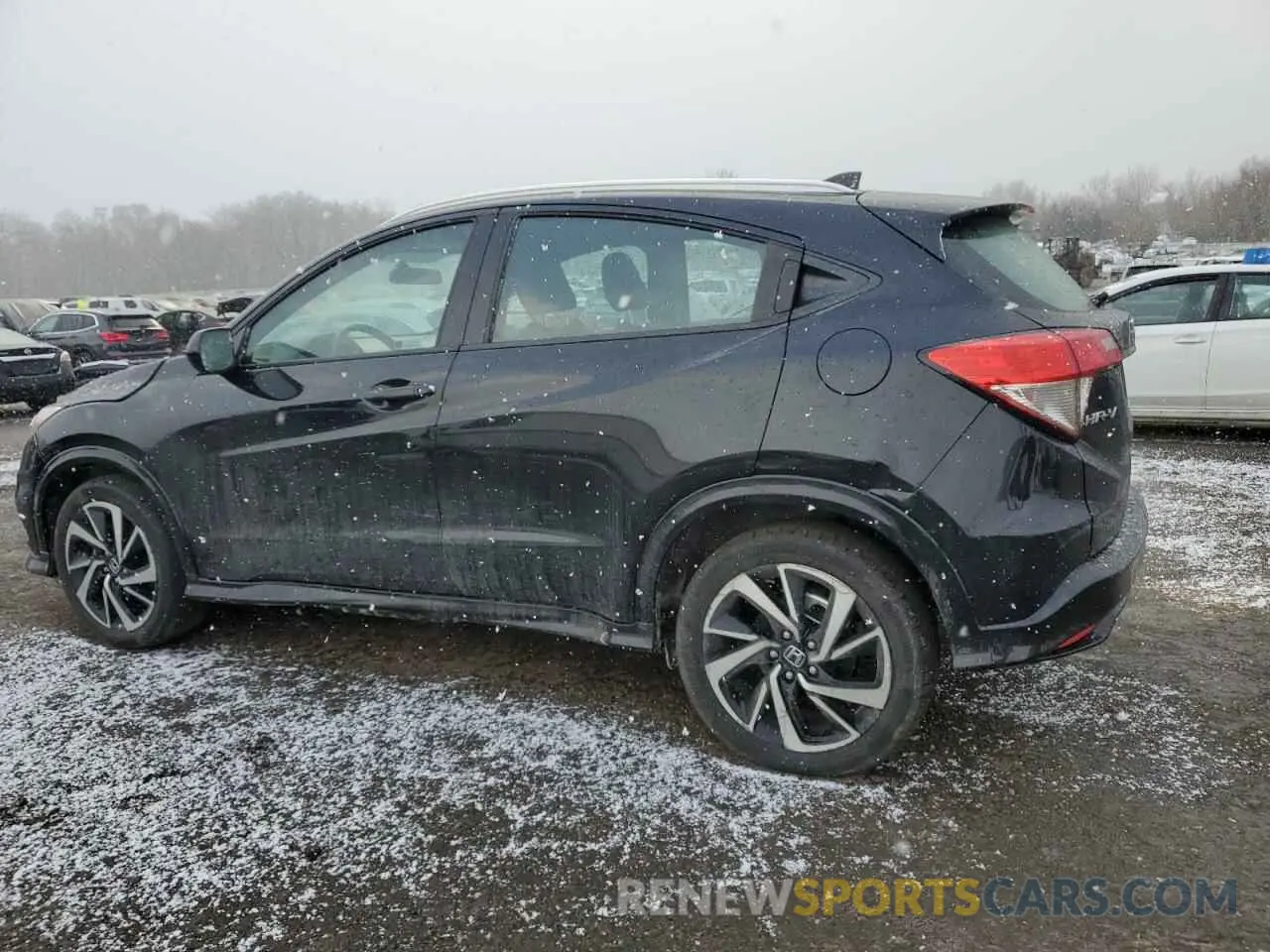 2 Photograph of a damaged car 3CZRU6H16LM723343 HONDA HR-V 2020