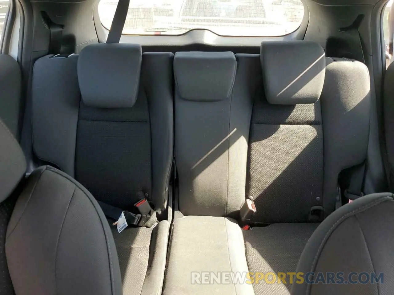 10 Photograph of a damaged car 3CZRU6H16LM731264 HONDA HR-V 2020