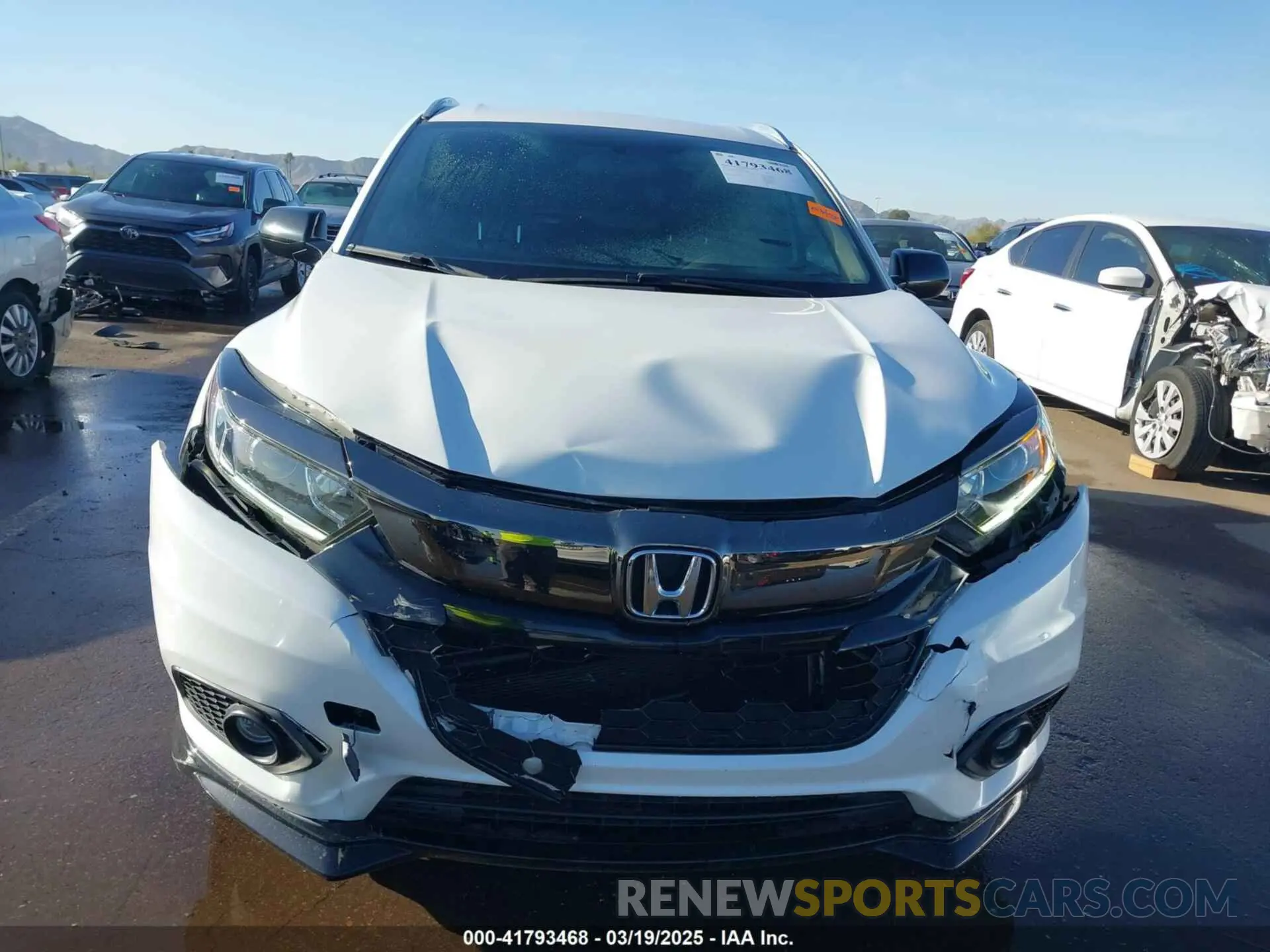 6 Photograph of a damaged car 3CZRU6H17LM706499 HONDA HR-V 2020