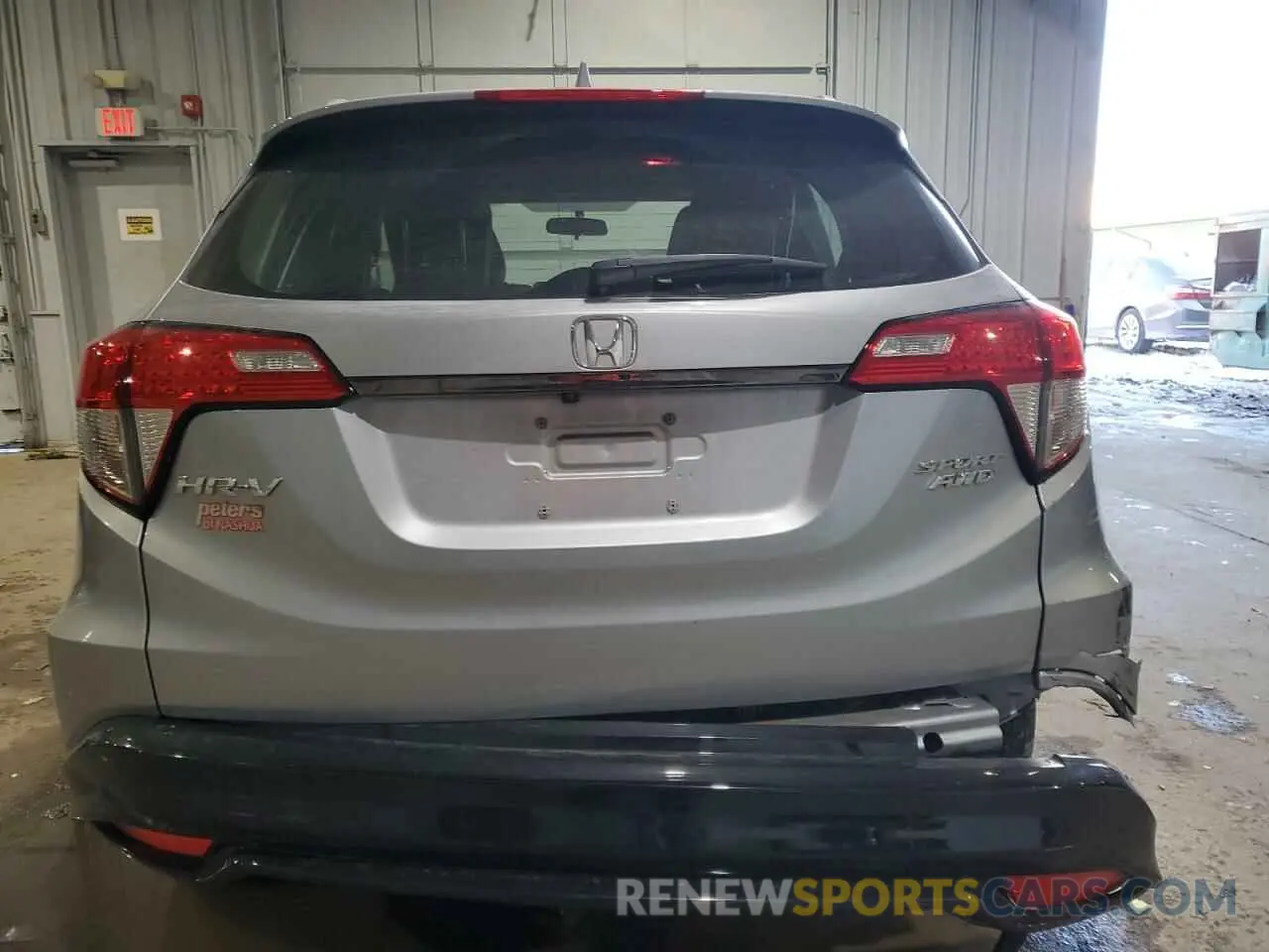 6 Photograph of a damaged car 3CZRU6H18LM723473 HONDA HR-V 2020