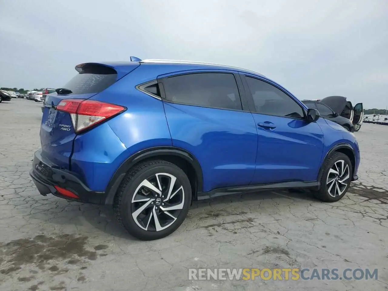 3 Photograph of a damaged car 3CZRU6H18LM735722 HONDA HR-V 2020