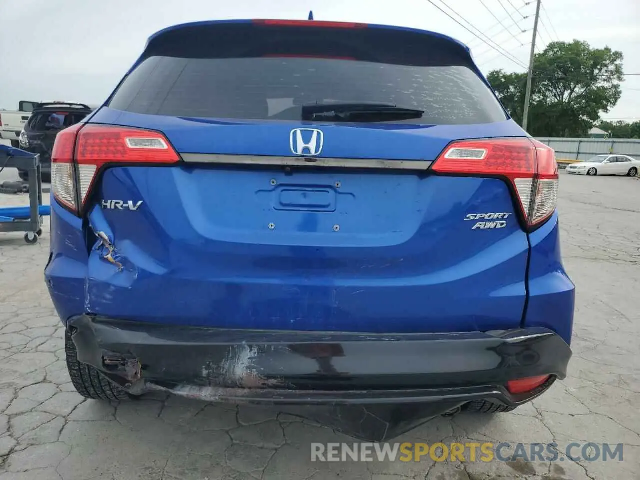 6 Photograph of a damaged car 3CZRU6H18LM735722 HONDA HR-V 2020