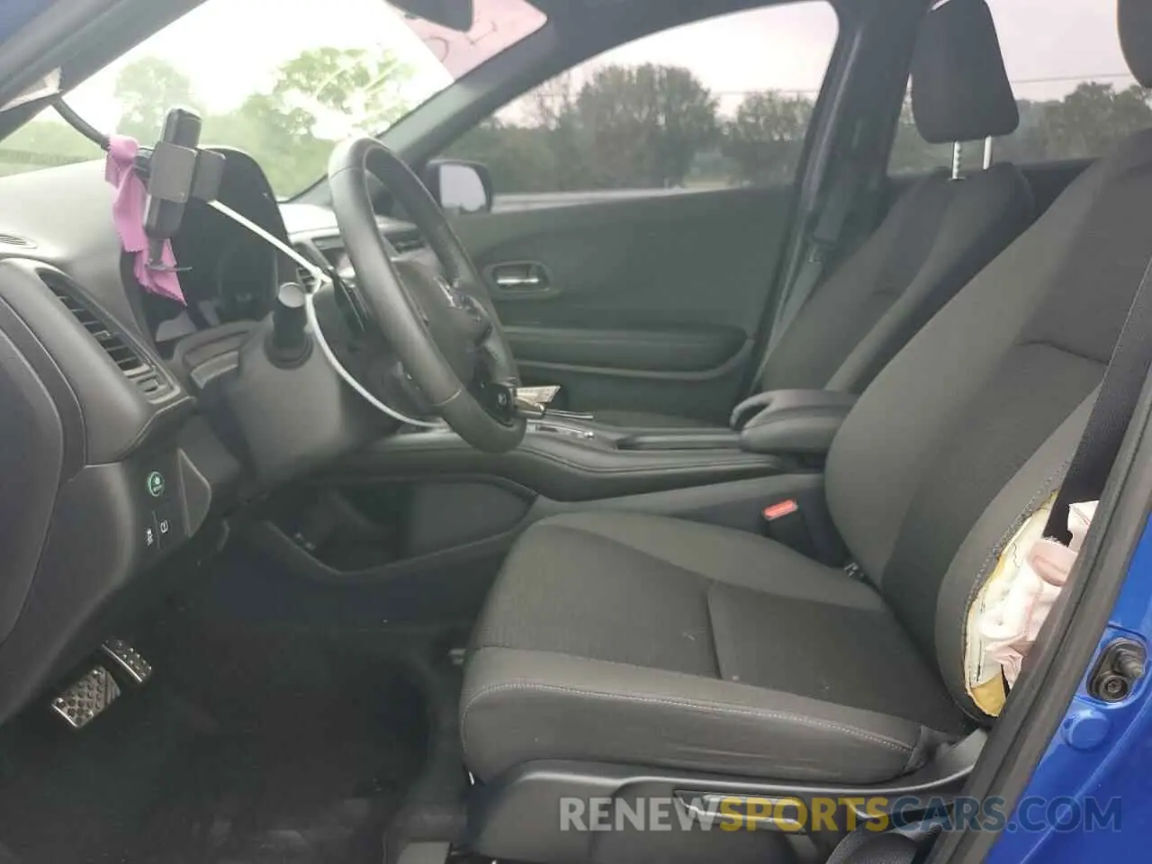 7 Photograph of a damaged car 3CZRU6H18LM735722 HONDA HR-V 2020