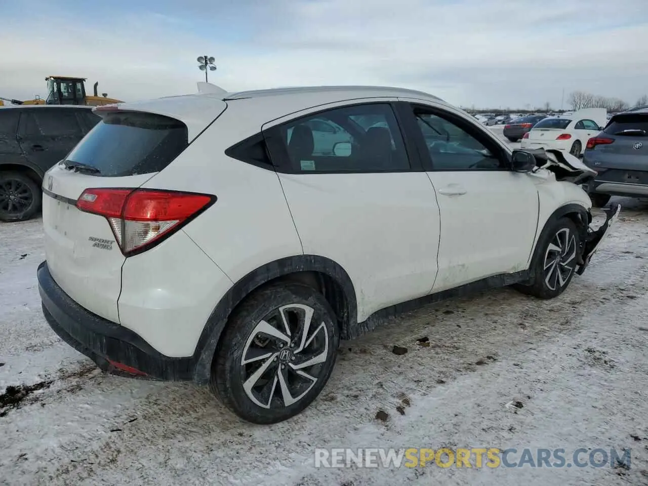 3 Photograph of a damaged car 3CZRU6H19LM702034 HONDA HR-V 2020