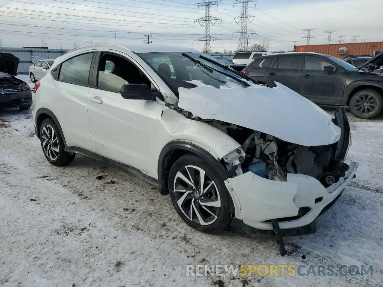 4 Photograph of a damaged car 3CZRU6H19LM702034 HONDA HR-V 2020