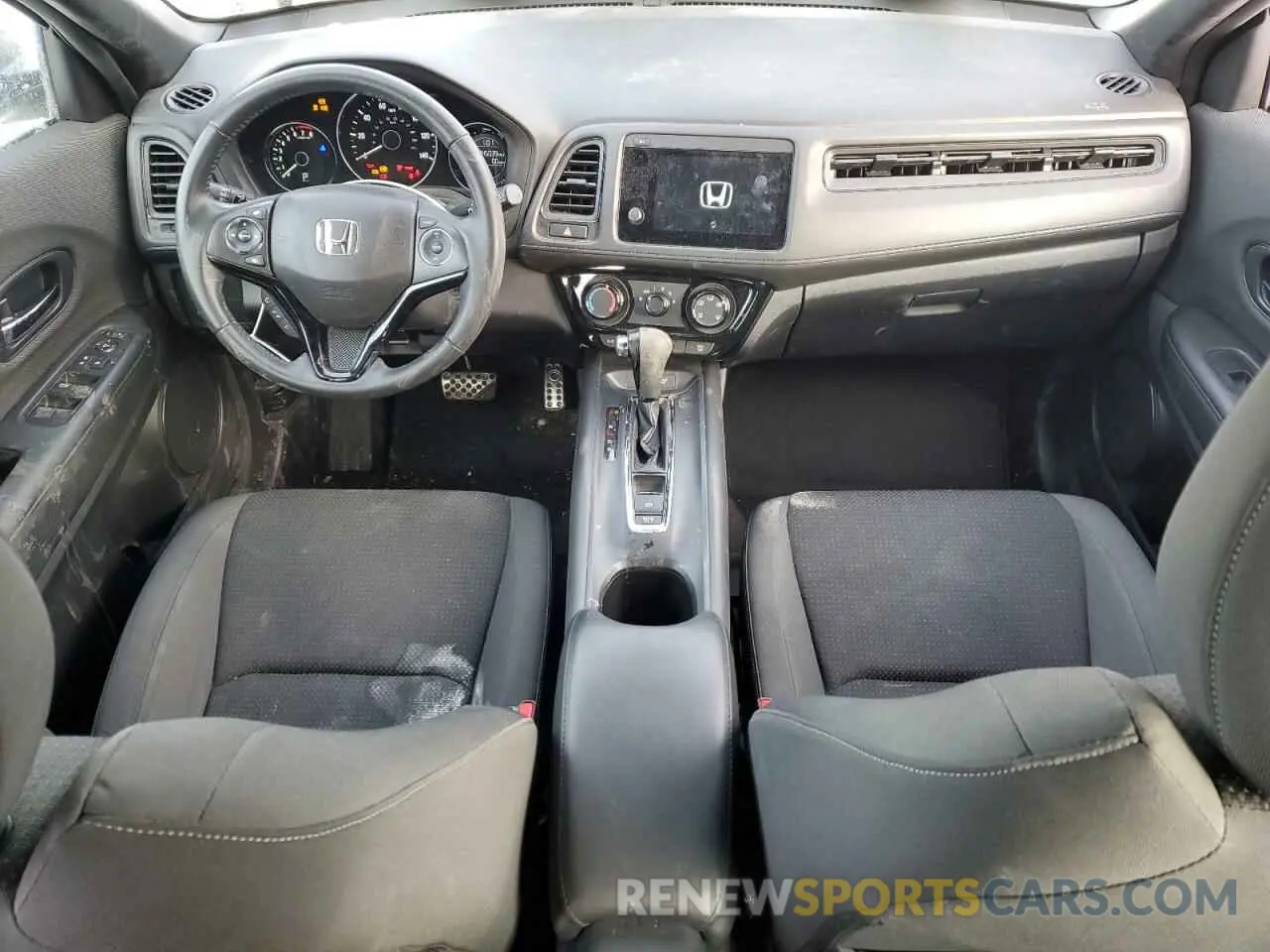 8 Photograph of a damaged car 3CZRU6H19LM702034 HONDA HR-V 2020
