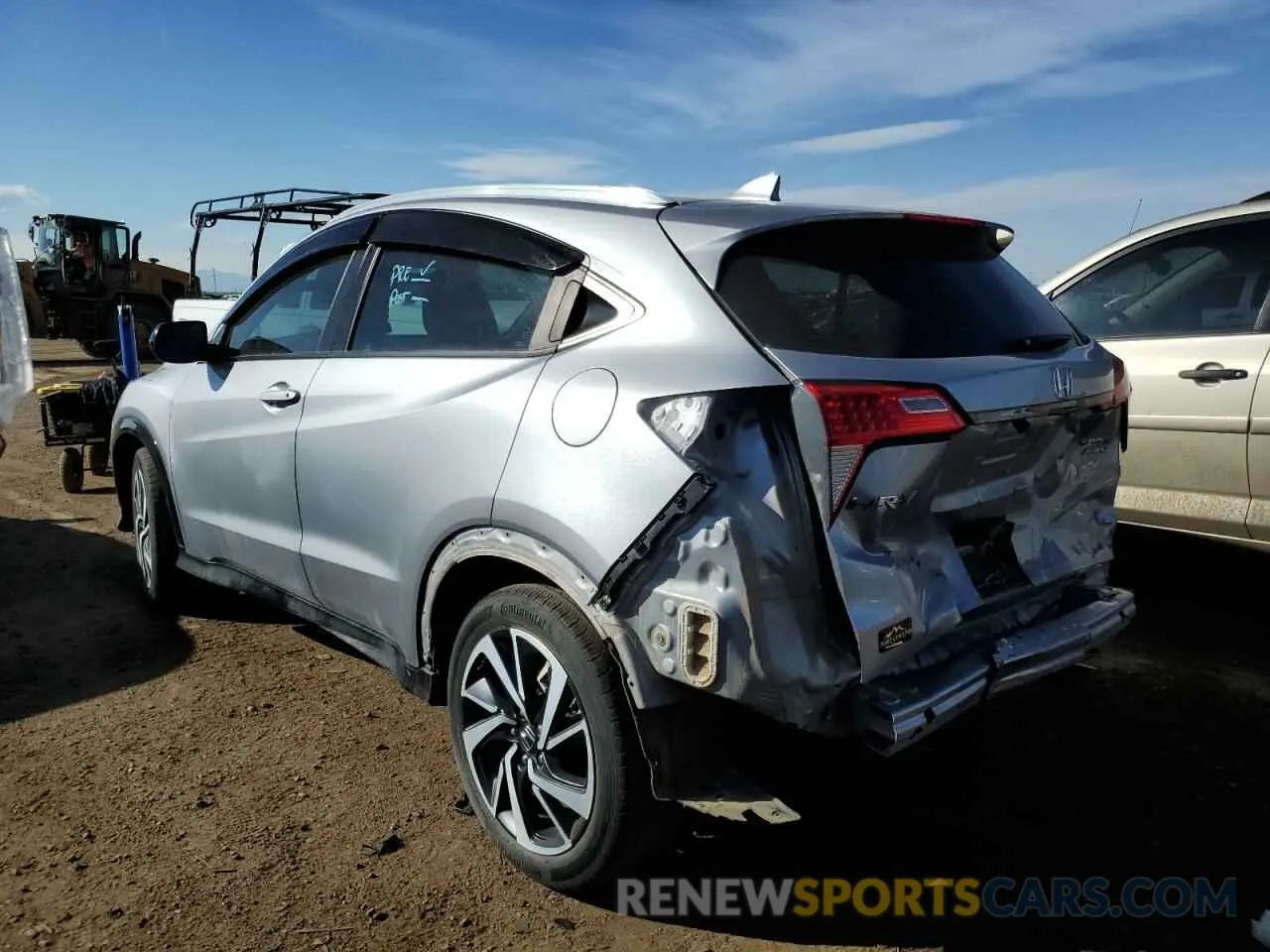 2 Photograph of a damaged car 3CZRU6H19LM713504 HONDA HR-V 2020