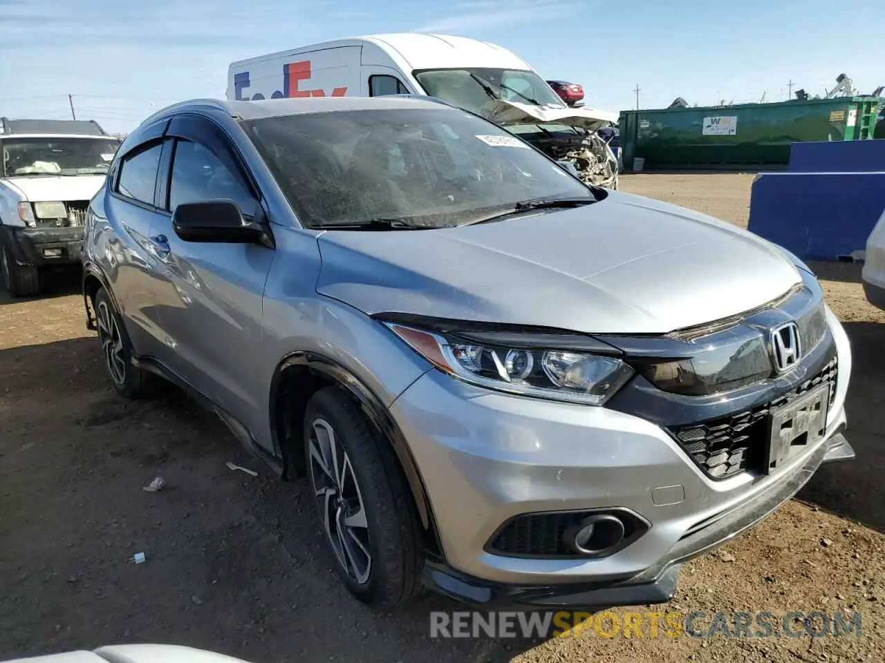 4 Photograph of a damaged car 3CZRU6H19LM713504 HONDA HR-V 2020
