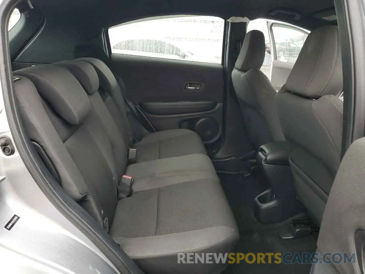 11 Photograph of a damaged car 3CZRU6H1XLM726035 HONDA HR-V 2020