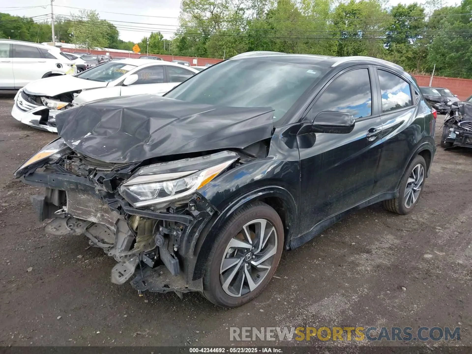 6 Photograph of a damaged car 3CZRU6H1XLM731770 HONDA HR-V 2020