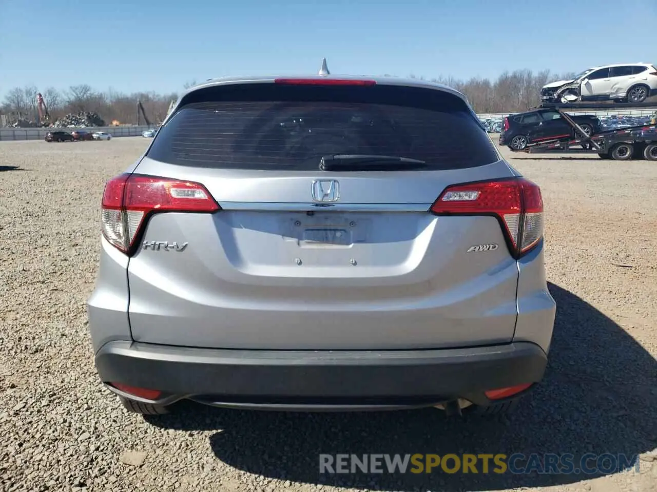 6 Photograph of a damaged car 3CZRU6H30LG701340 HONDA HR-V 2020