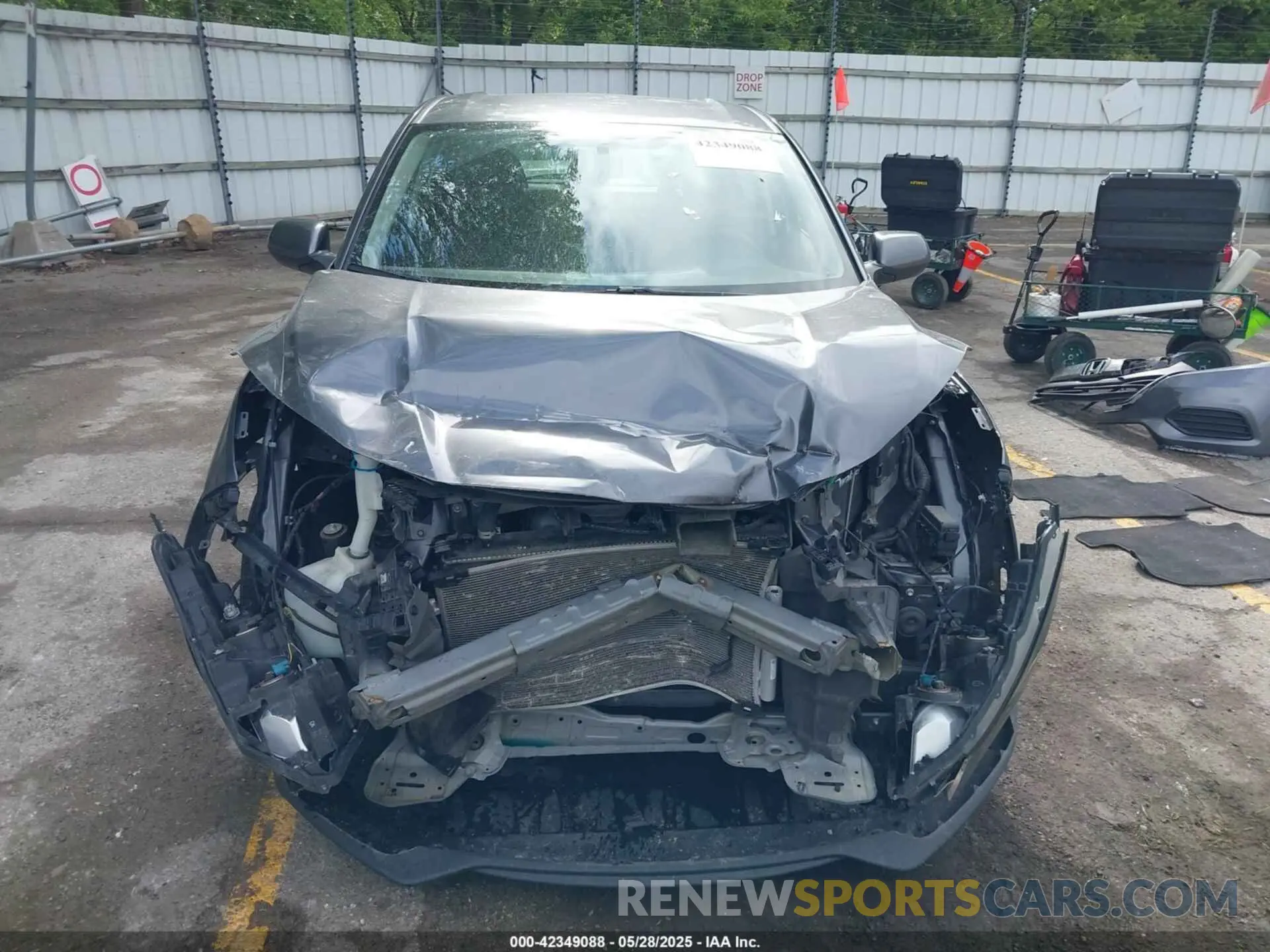 12 Photograph of a damaged car 3CZRU6H30LM711089 HONDA HR-V 2020