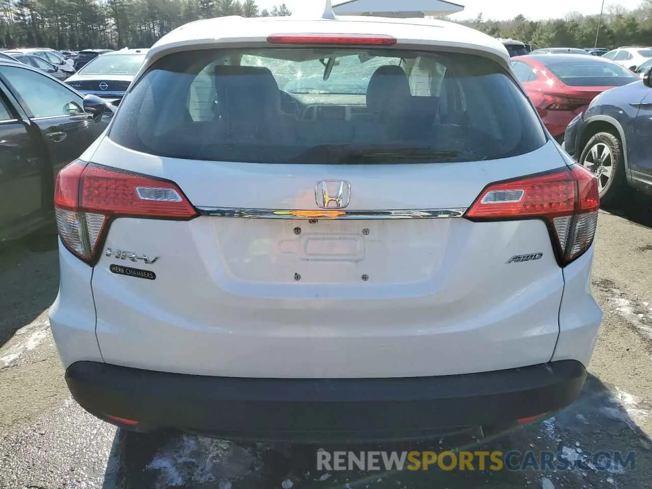 6 Photograph of a damaged car 3CZRU6H30LM714705 HONDA HR-V 2020