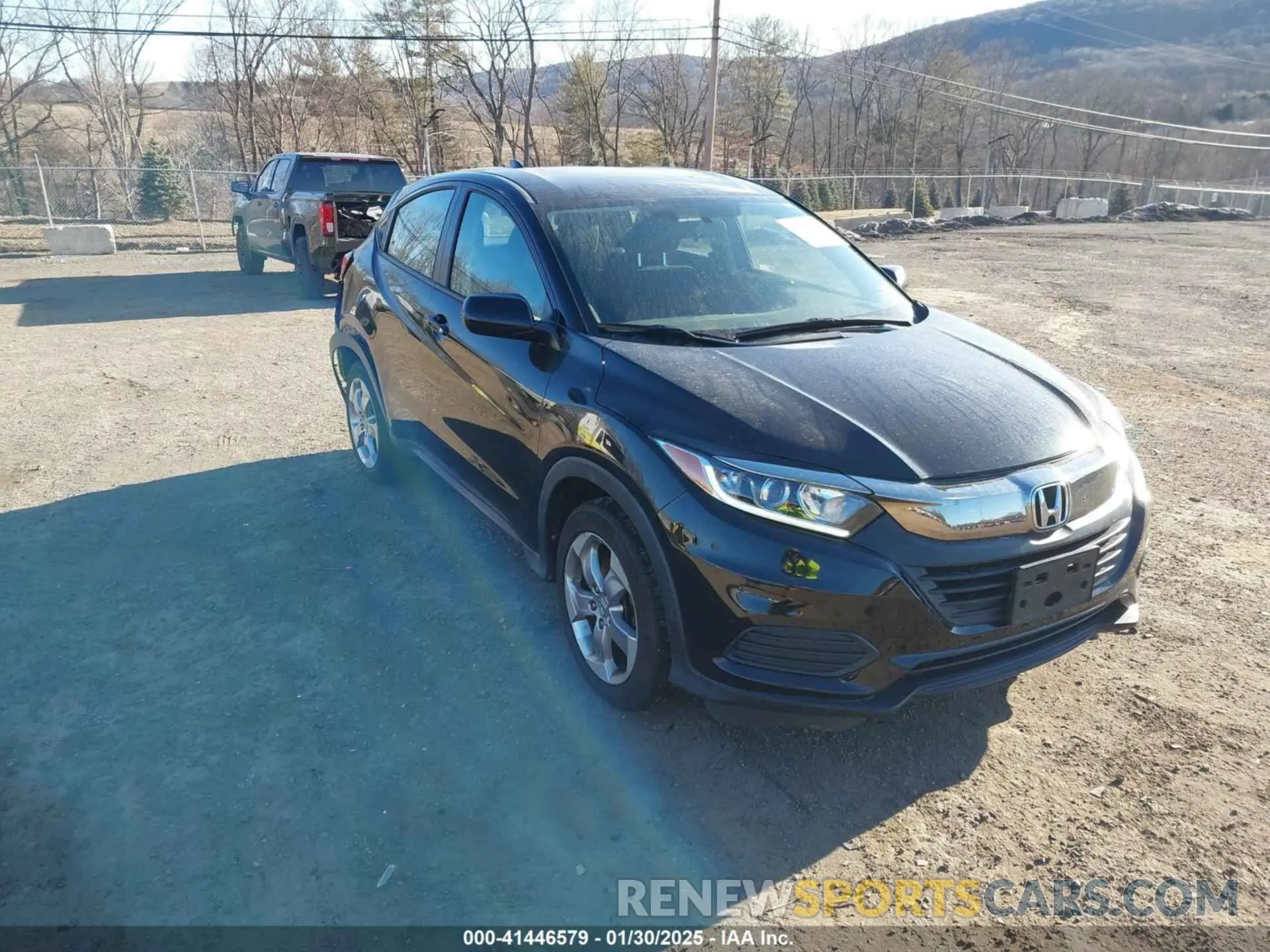 1 Photograph of a damaged car 3CZRU6H31LM704247 HONDA HR-V 2020