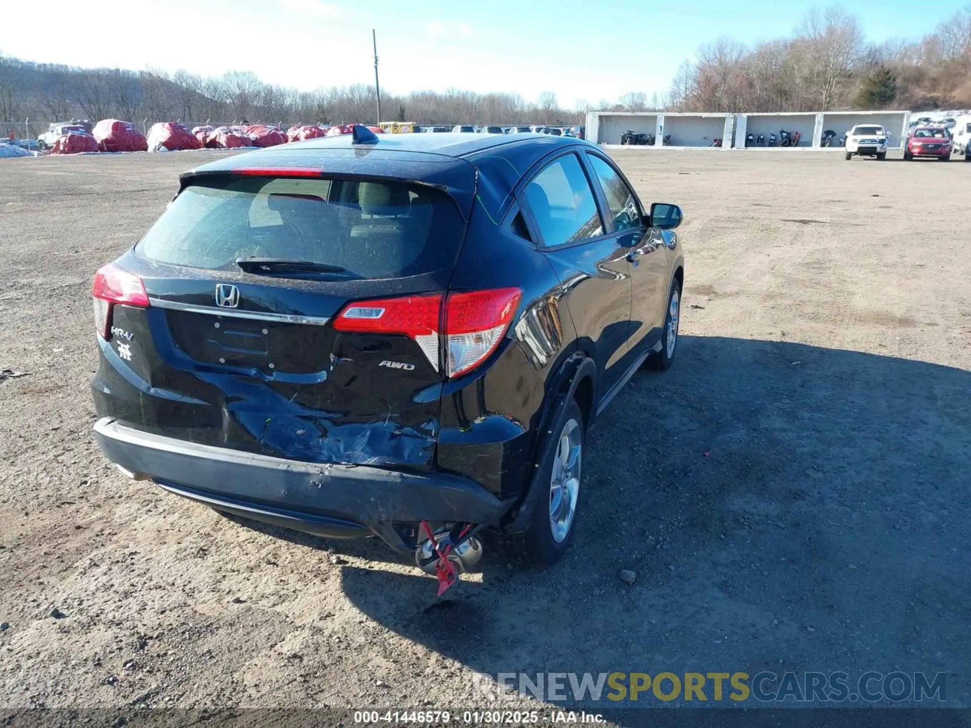 4 Photograph of a damaged car 3CZRU6H31LM704247 HONDA HR-V 2020