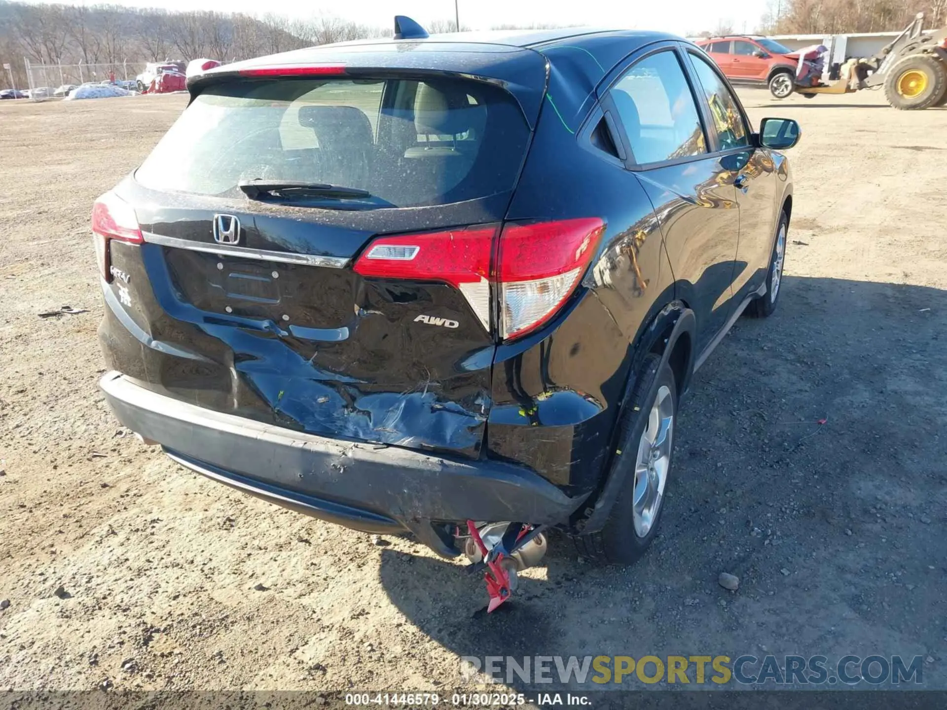 6 Photograph of a damaged car 3CZRU6H31LM704247 HONDA HR-V 2020