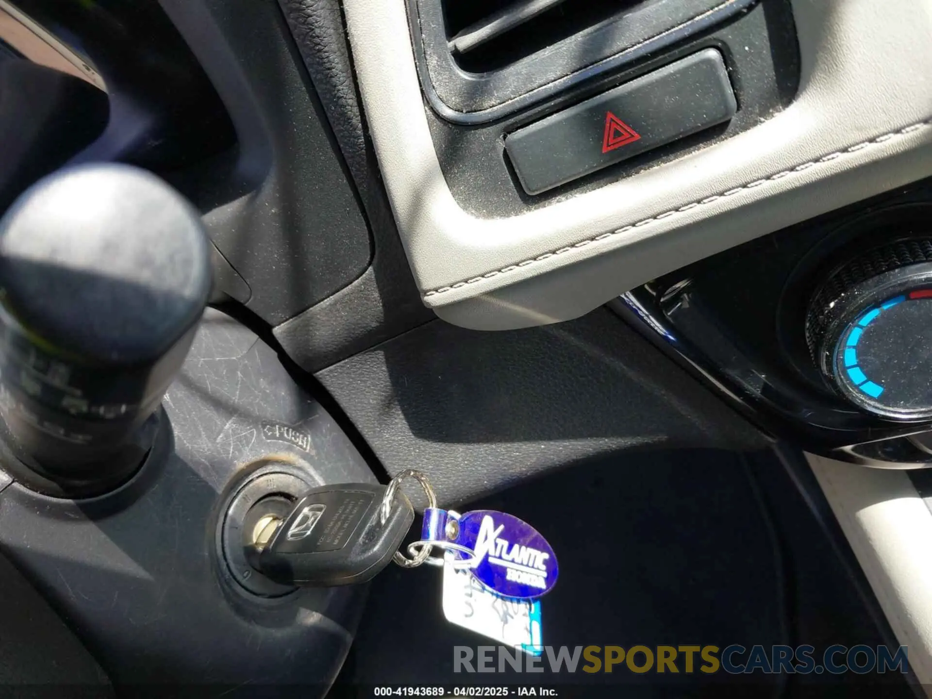 11 Photograph of a damaged car 3CZRU6H31LM712686 HONDA HR-V 2020