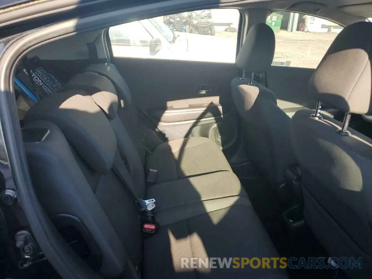 10 Photograph of a damaged car 3CZRU6H33LM739131 HONDA HR-V 2020