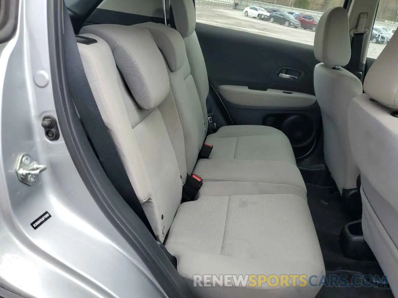 11 Photograph of a damaged car 3CZRU6H34LM715680 HONDA HR-V 2020