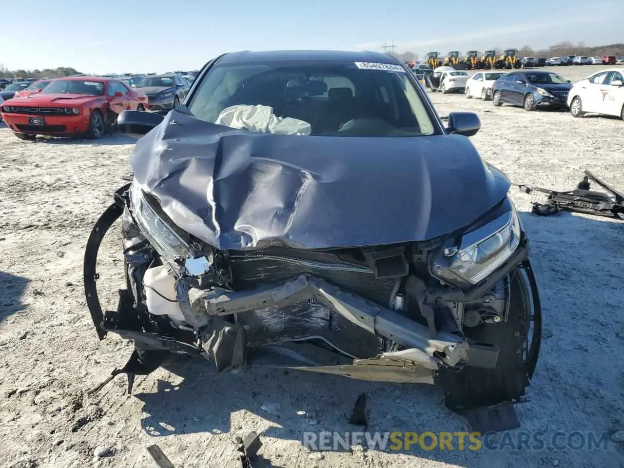 5 Photograph of a damaged car 3CZRU6H34LM731085 HONDA HR-V 2020
