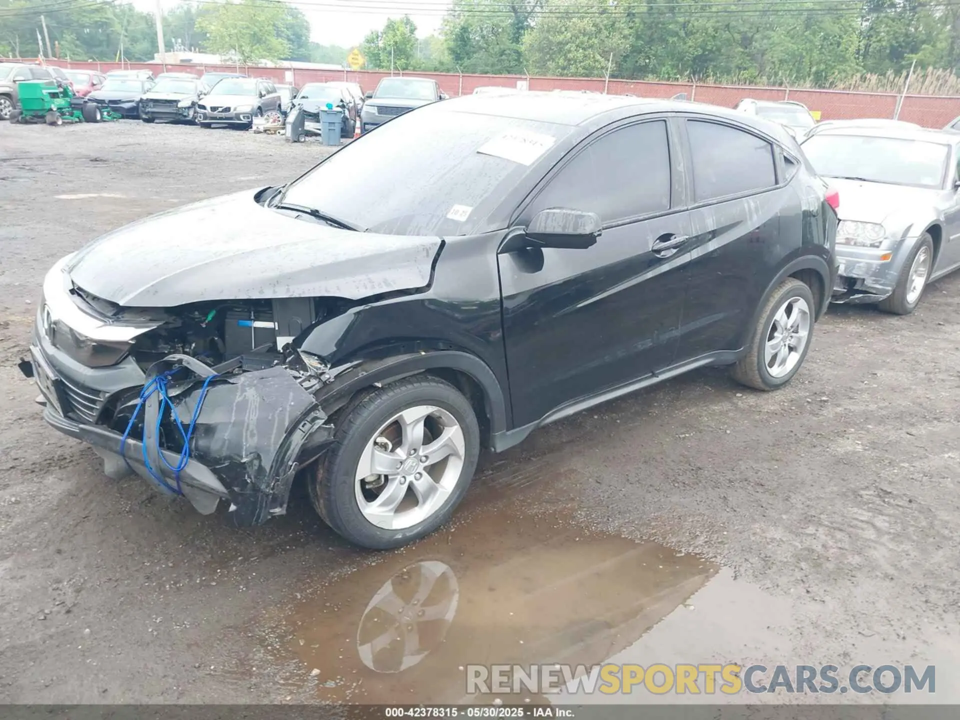 2 Photograph of a damaged car 3CZRU6H34LM732902 HONDA HR-V 2020