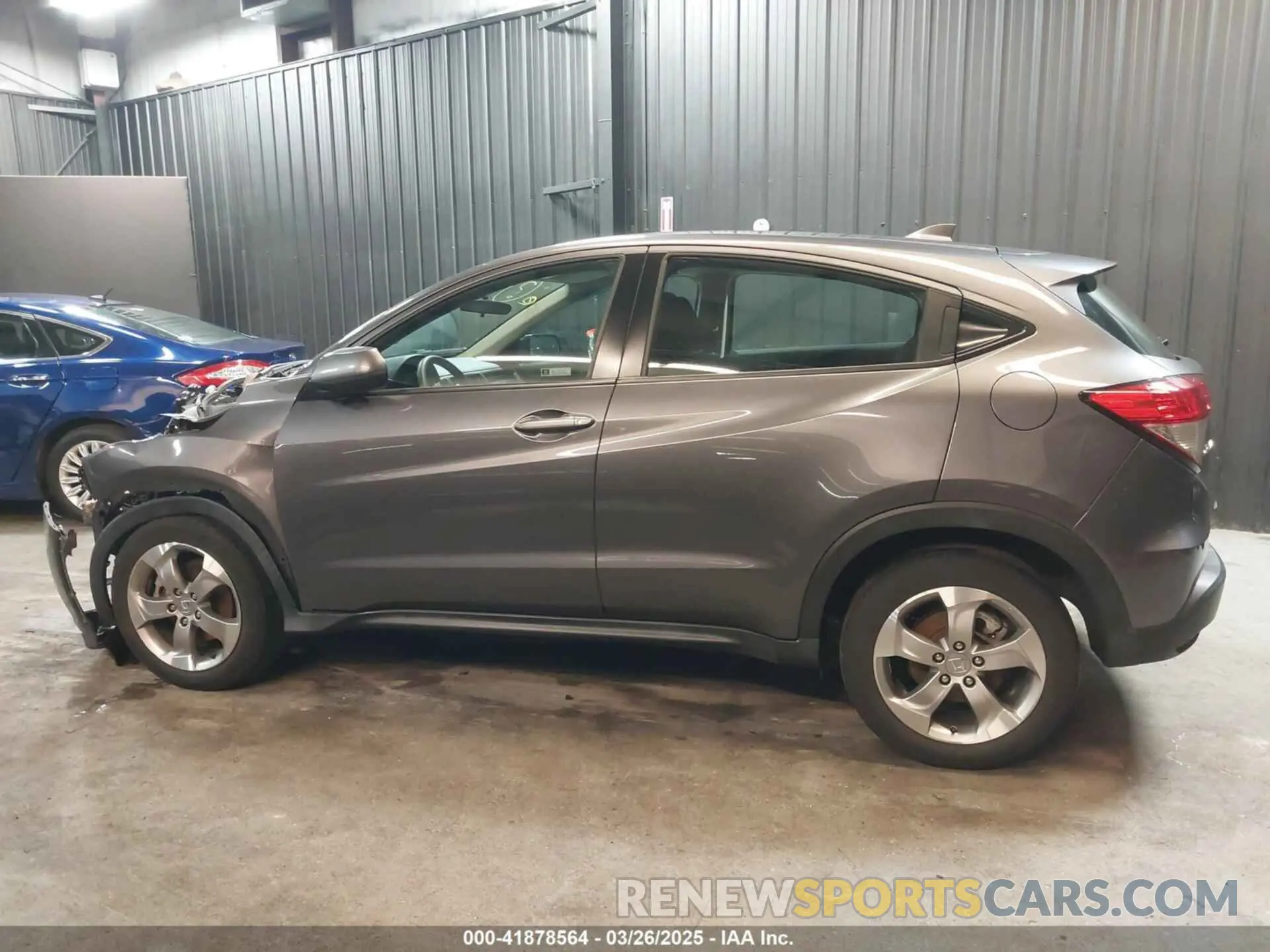 15 Photograph of a damaged car 3CZRU6H35LG701205 HONDA HR-V 2020