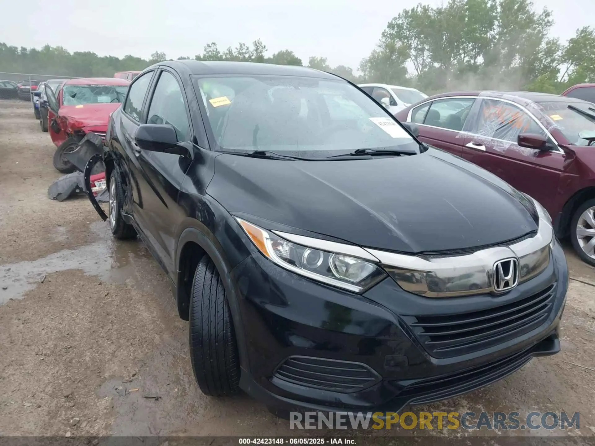 1 Photograph of a damaged car 3CZRU6H35LM728874 HONDA HR-V 2020