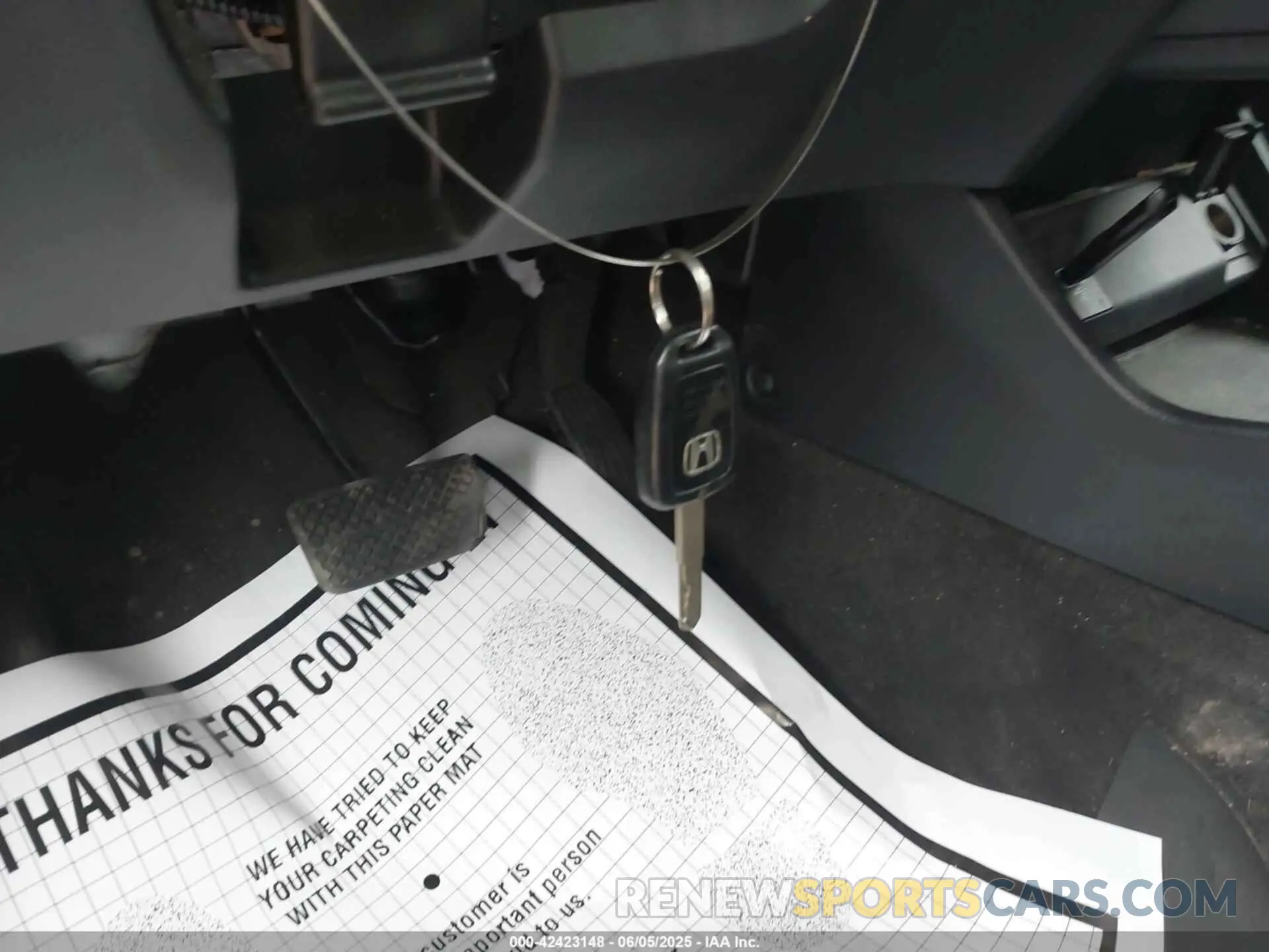 11 Photograph of a damaged car 3CZRU6H35LM728874 HONDA HR-V 2020