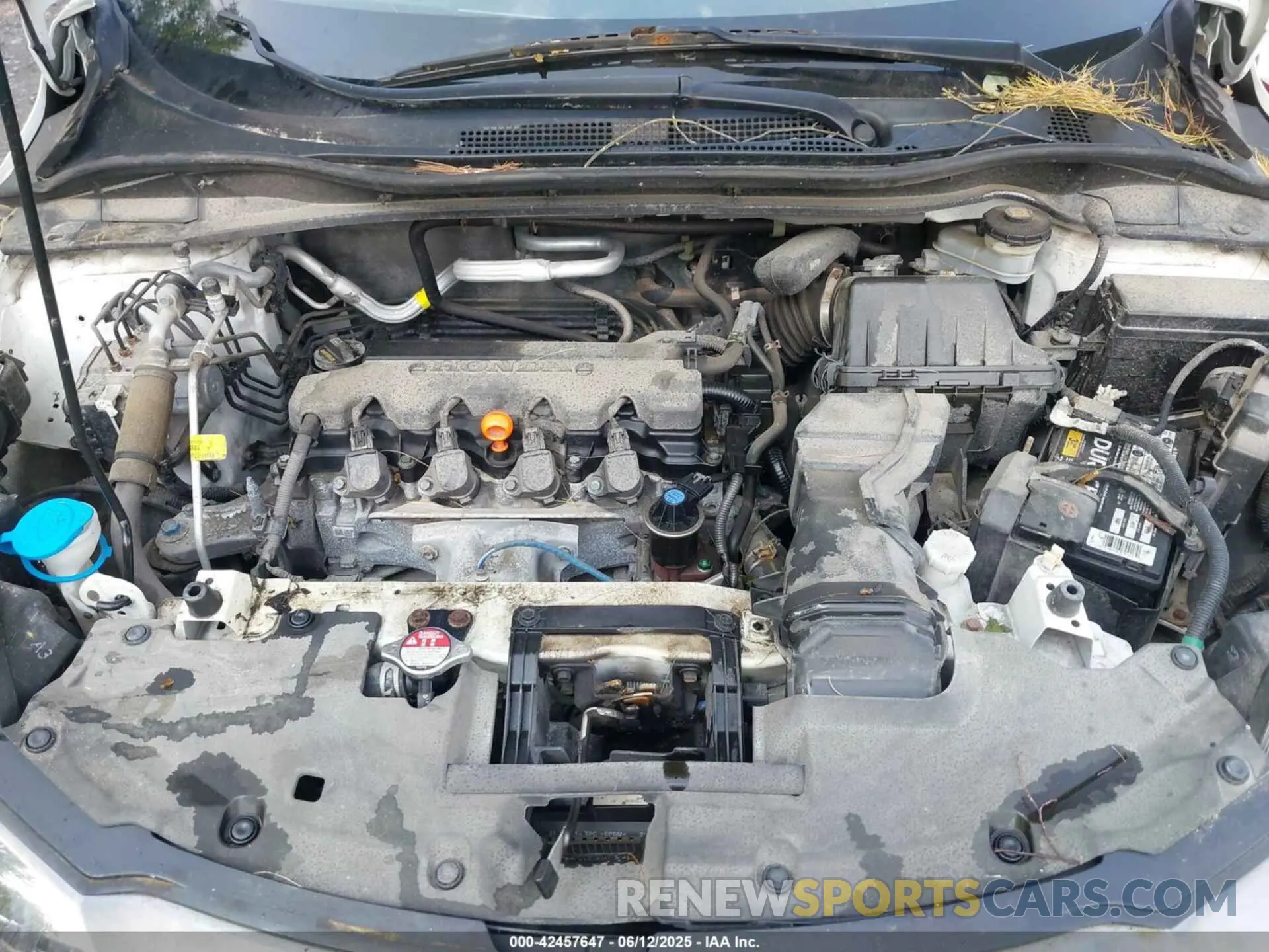 10 Photograph of a damaged car 3CZRU6H35LM732083 HONDA HR-V 2020