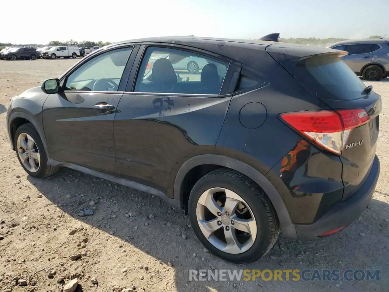 2 Photograph of a damaged car 3CZRU6H39LM720941 HONDA HR-V 2020
