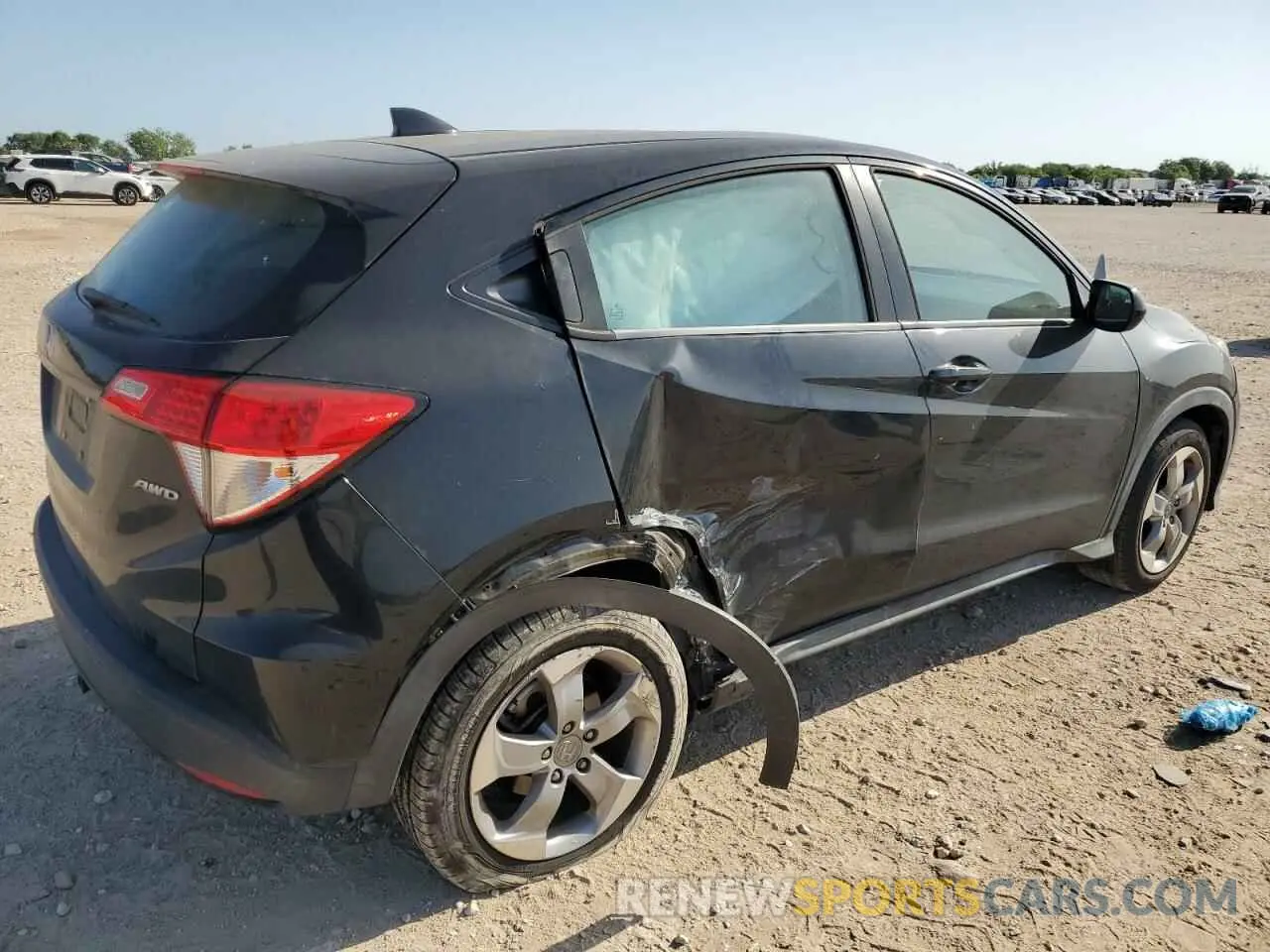 3 Photograph of a damaged car 3CZRU6H39LM720941 HONDA HR-V 2020