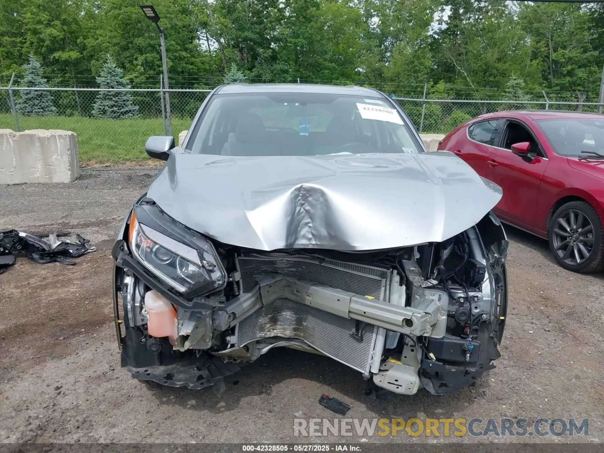6 Photograph of a damaged car 3CZRU6H39LM723435 HONDA HR-V 2020